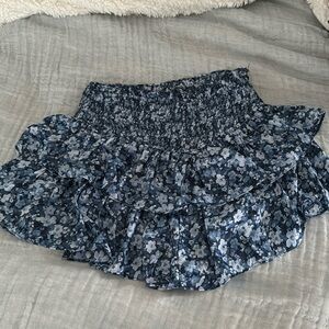 Lily rain floral print mini smocked waist tiered skirt women's size small